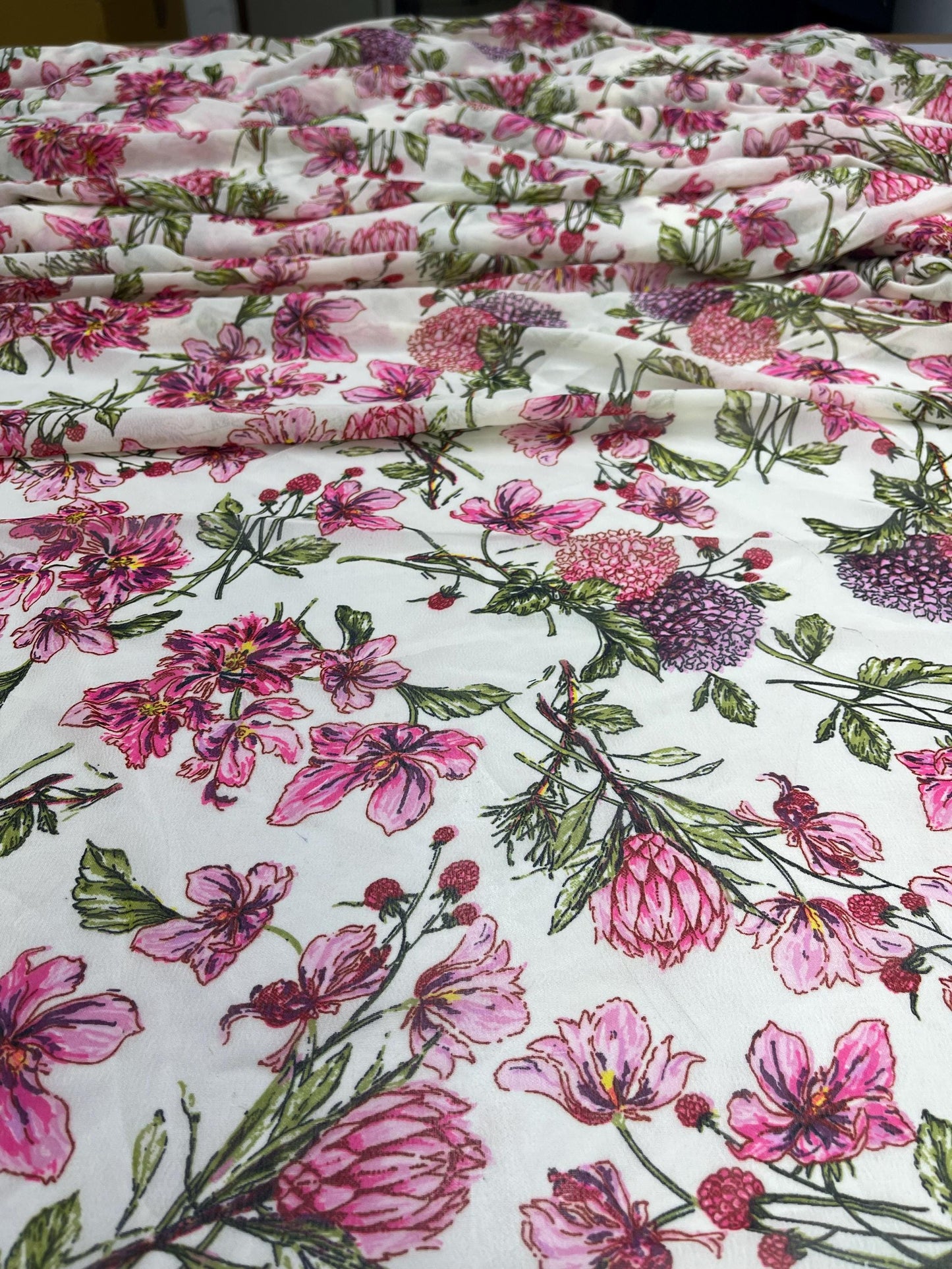 Printed Georgette Polyester Fabric, Woven, 70 GSM, Breathable, 42" Wide, Per Yard, AYG-078, Floral Print