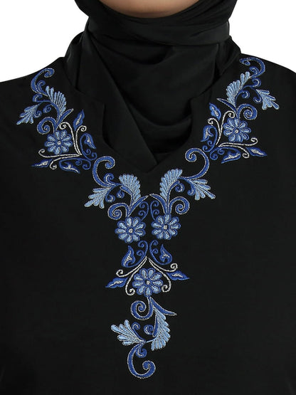 Aatifa Abaya