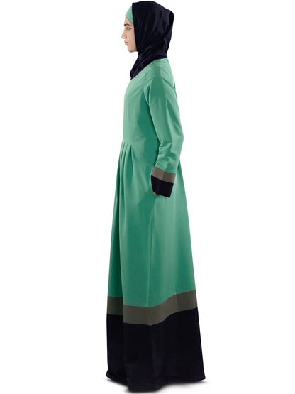 Sehrish Aura Green Abaya