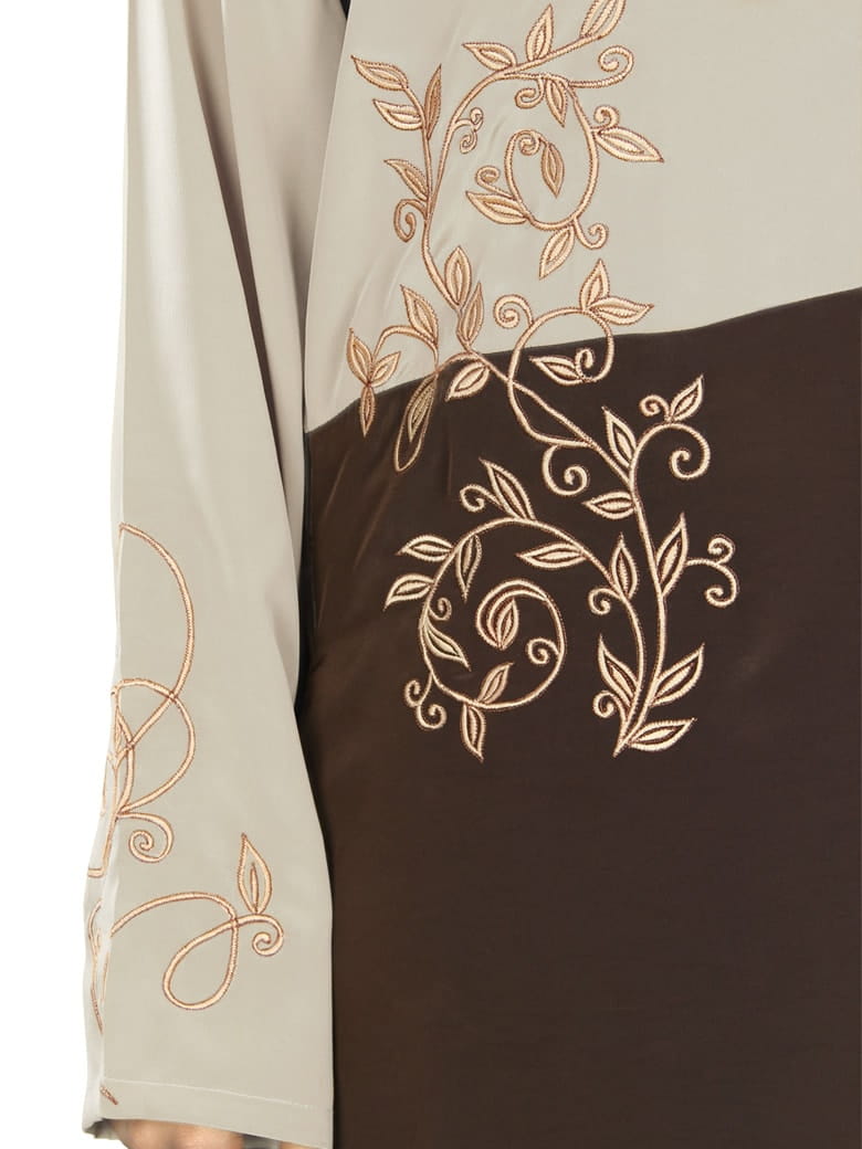 Azizah Abaya