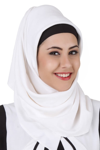 Musnah White and Black Rayon Abaya