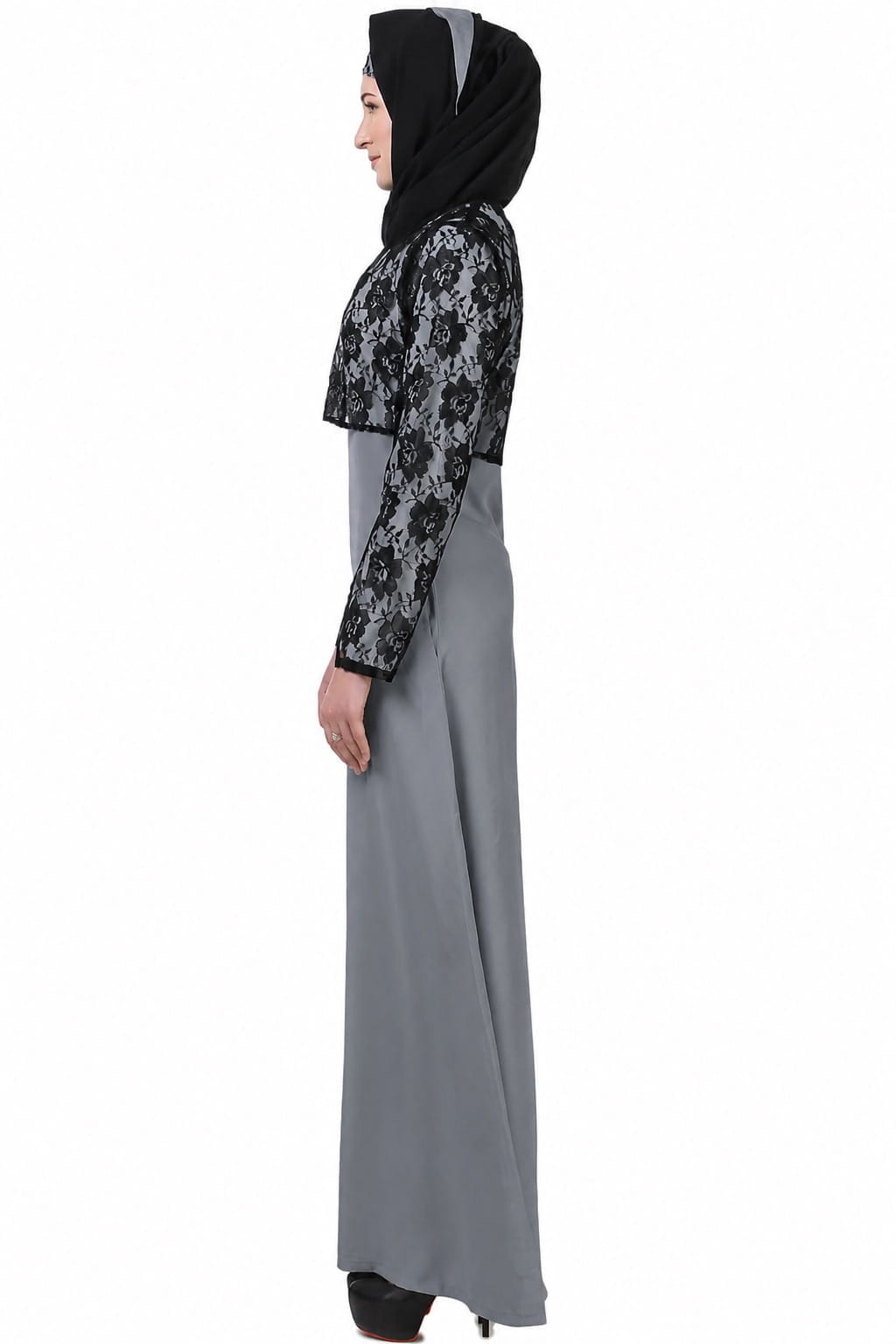 Faeezah Abaya