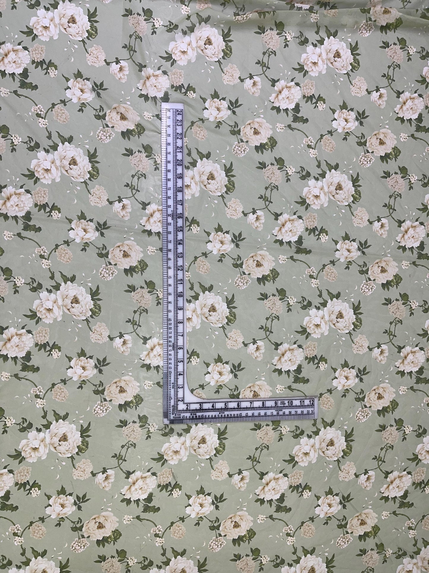 Printed Georgette Polyester Fabric, Woven, 70 GSM, Breathable, 42" Wide, Per Yard, AYG-065, Floral Print