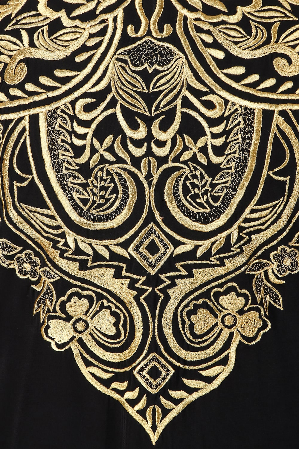 Intricate Floral Design Hand Embroidered Kaftan