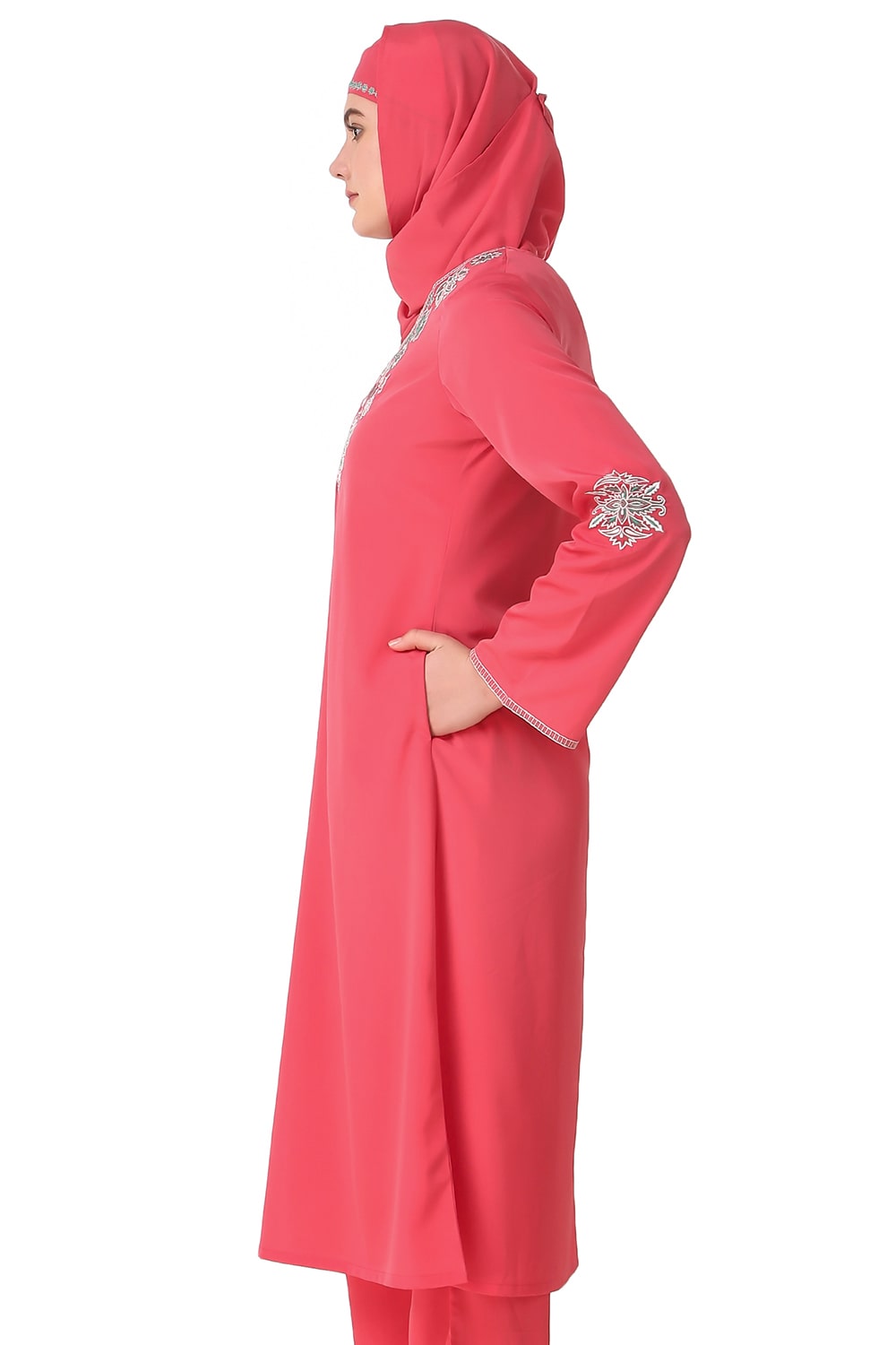 Nabila Tunic