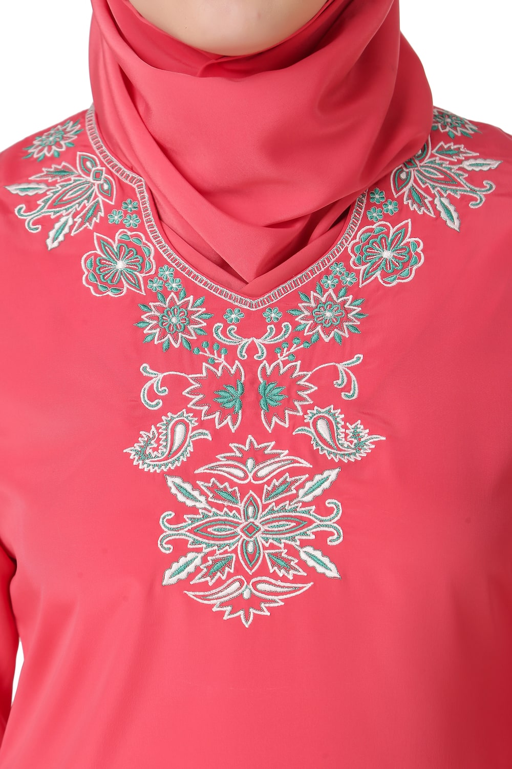 Nabila Tunic