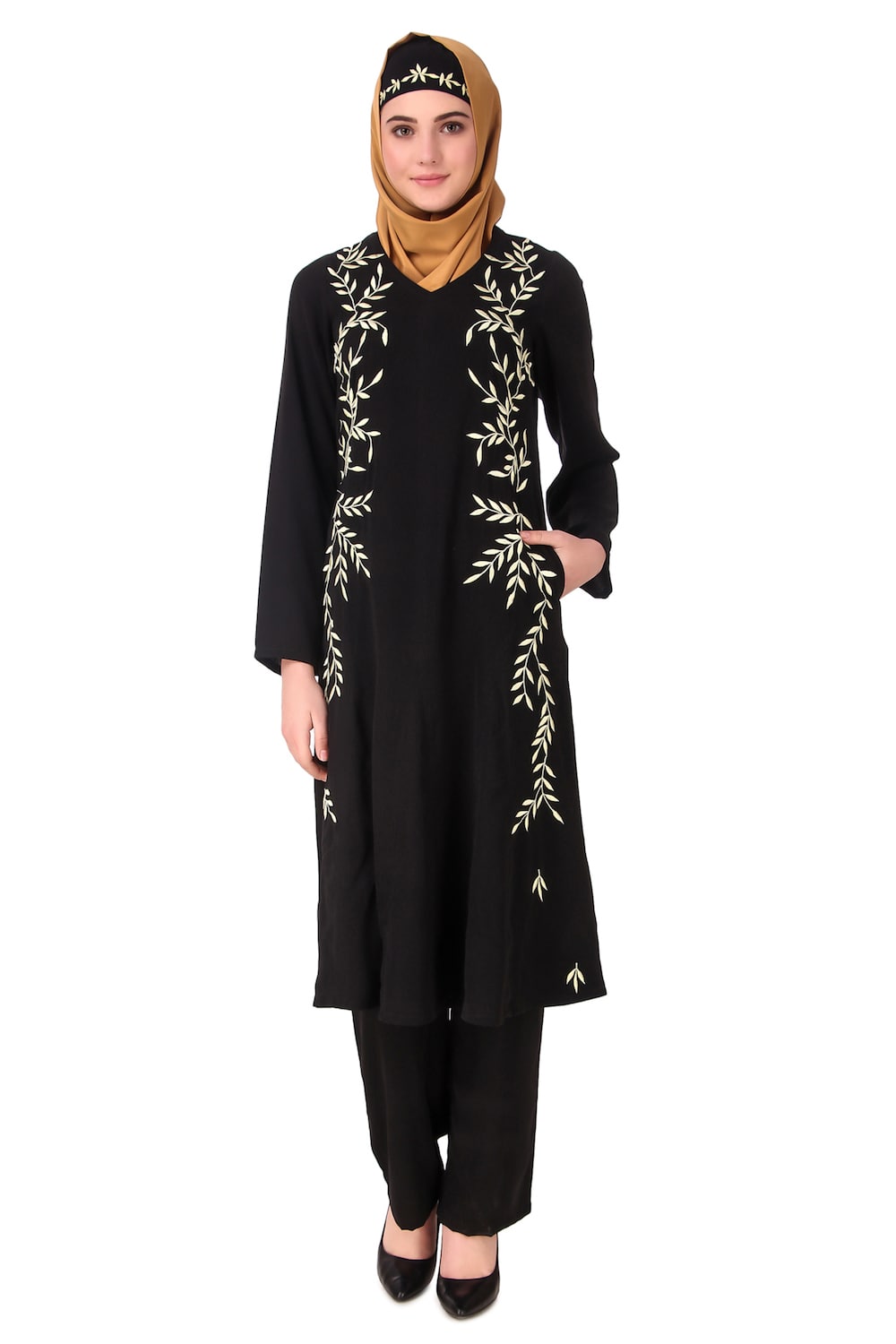 Black Nida Leaf Embroidered Salwar Kameez