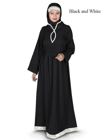 Adeeva Abaya Black & White