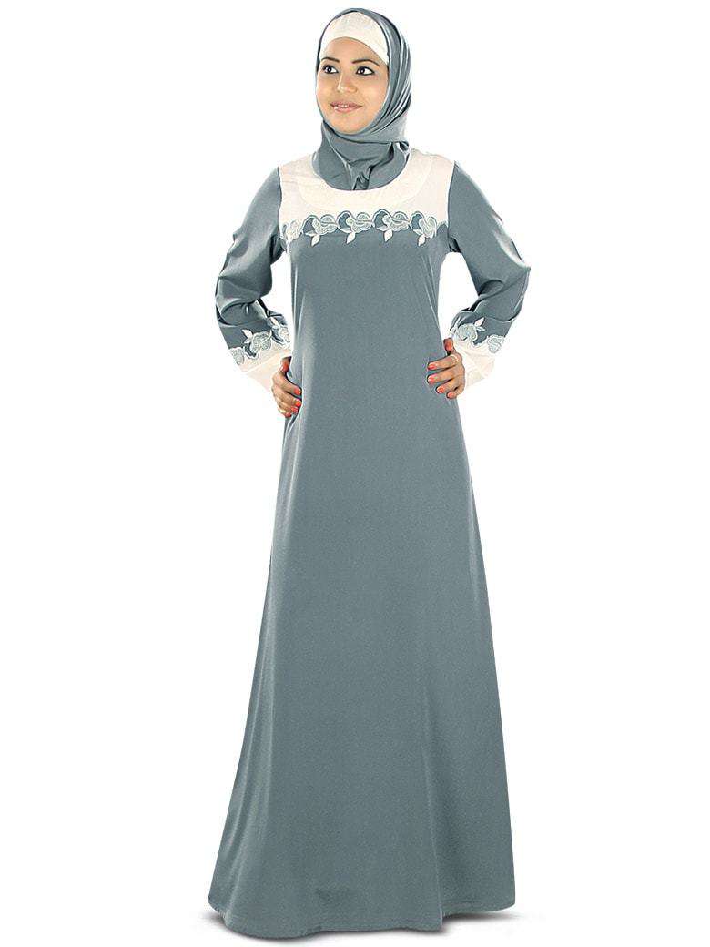 Sajidah Abaya