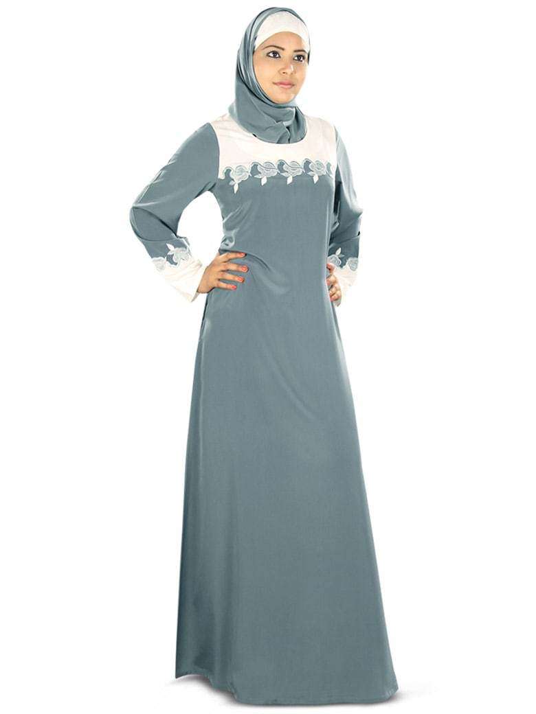 Sajidah Abaya