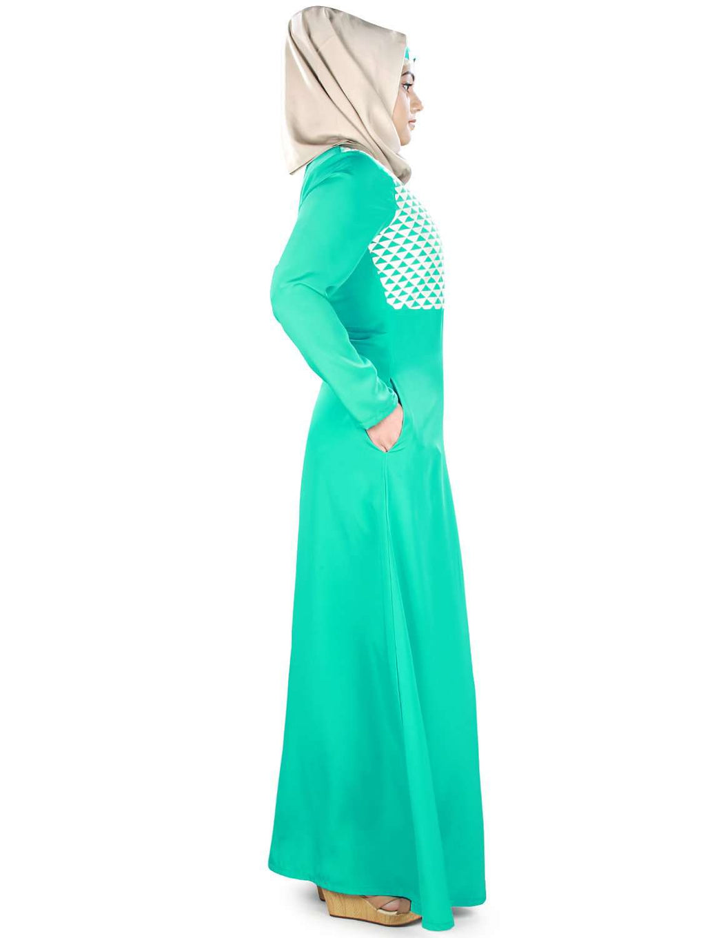 Naseemah Abaya Side