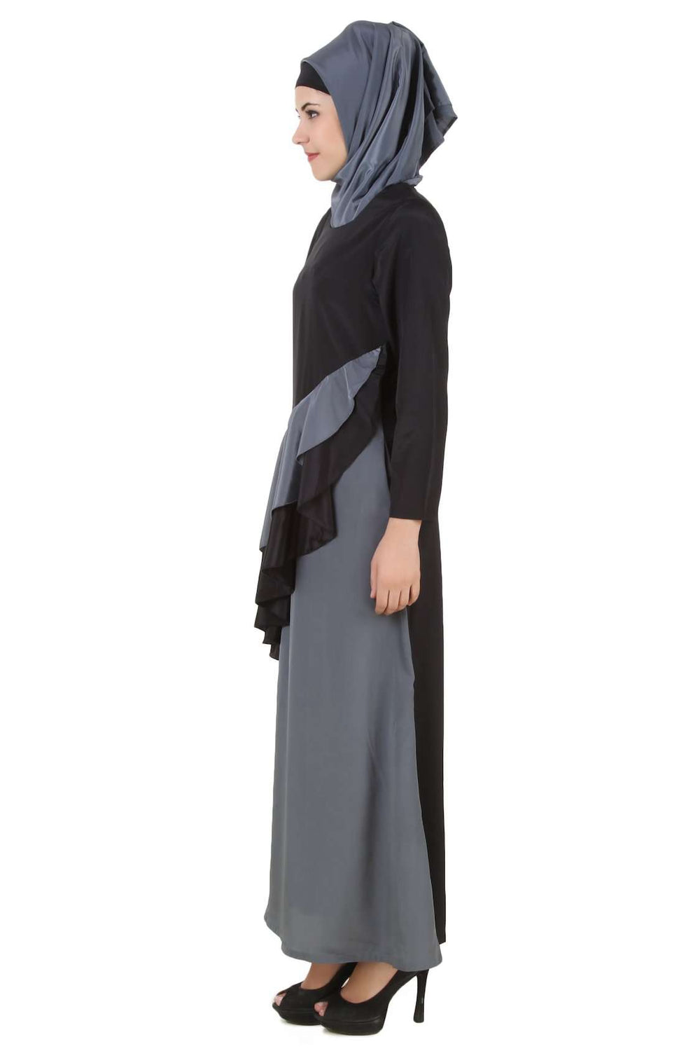 Saniyah Black-Grey Abaya