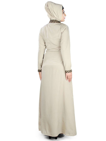 Kehkashan Abaya Back