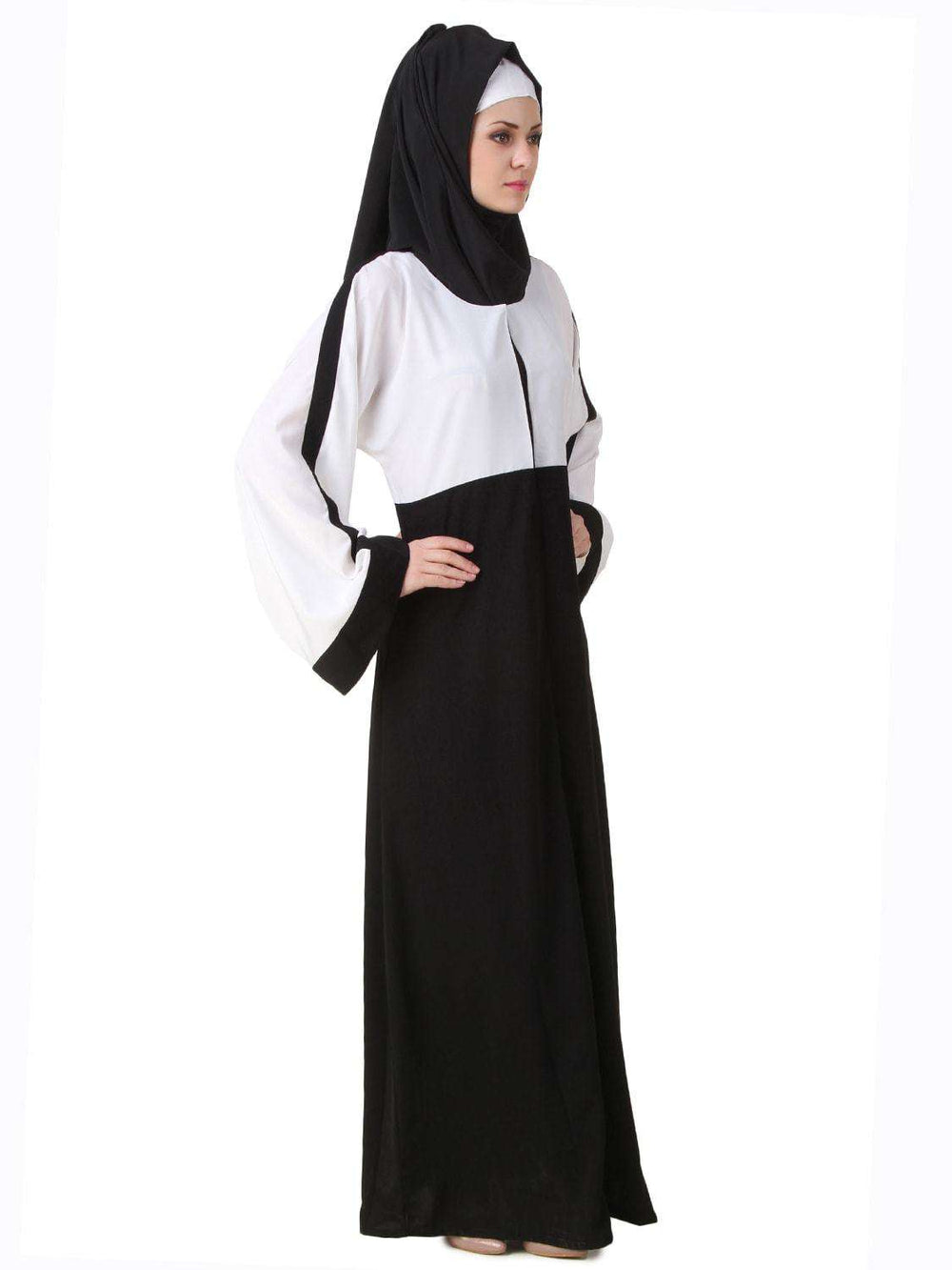 Norhan Black & White Nida Dubai Abaya Side