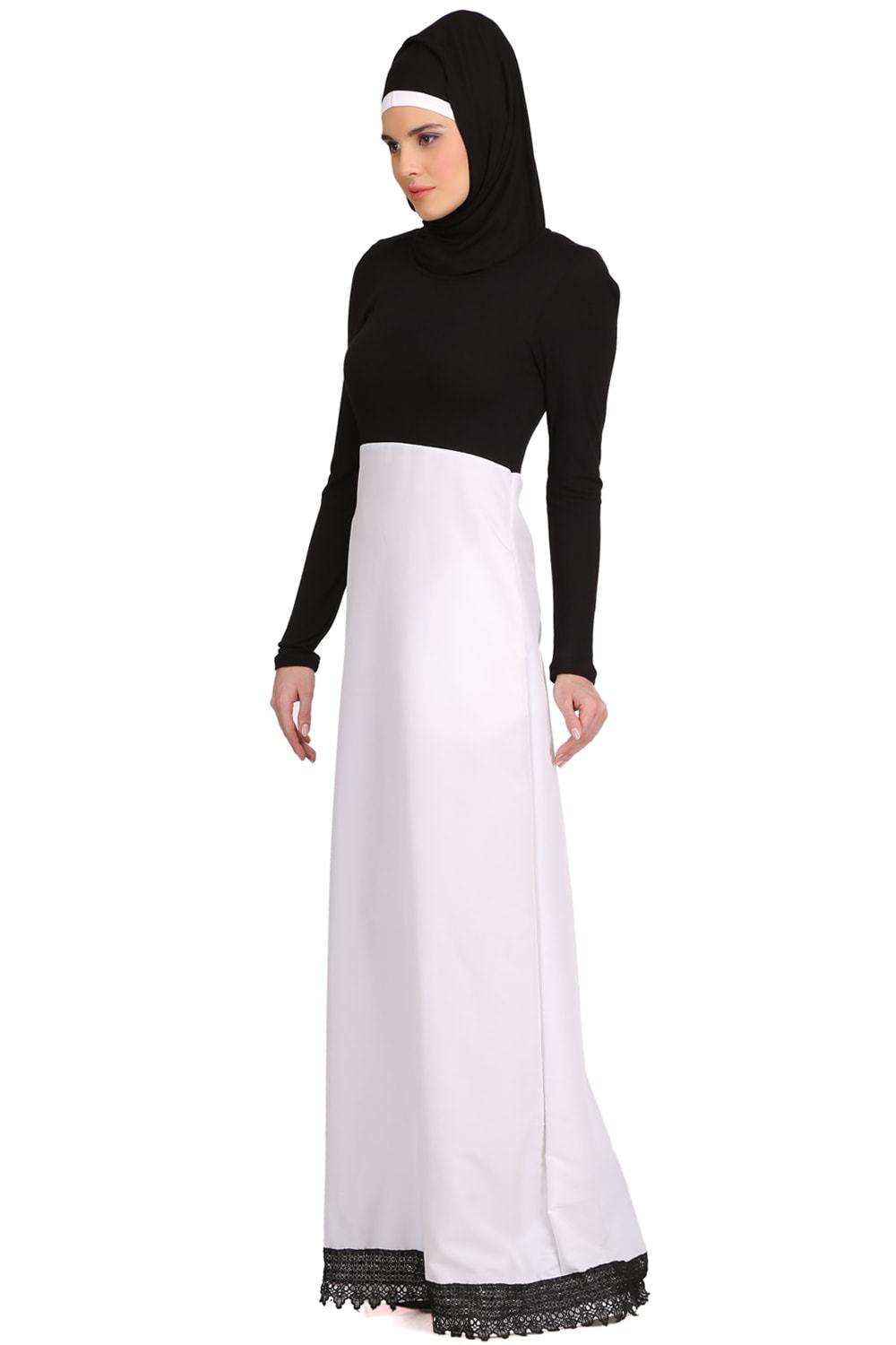 Roshini Black Jersey & White Kashibo Abaya