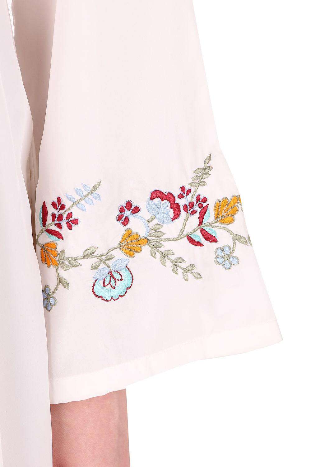Colorful Embroidered Bell Sleeve White Abaya Sleeve Embroidery