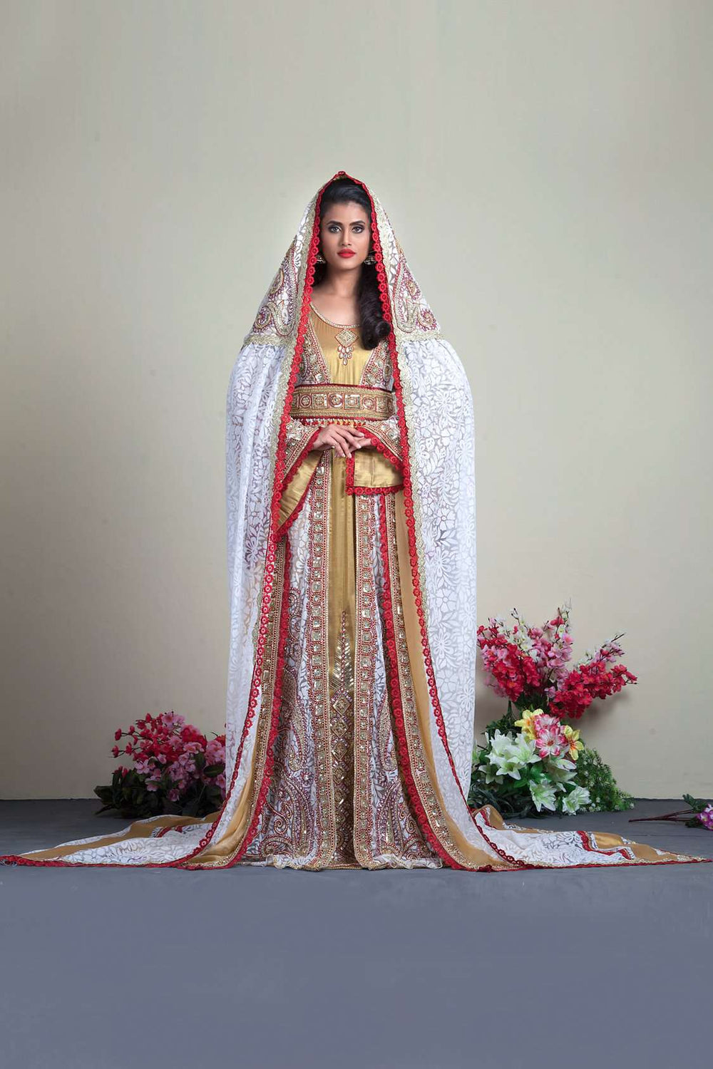 Exclusive Beige Wedding Moroccan Kaftans With Bell Sleeve And hand Beaded Veil